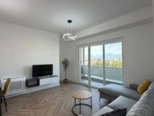 🏡 Jepet me qera apartament 1+1 + post parkimi tek Golden Pa
