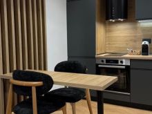 JEPET ME QERA APARTAMENT LUKSOZ TE LIQENI I TIRANES! Kopshti