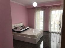 0693928735 Shitet apartament ne qender te durresit!
