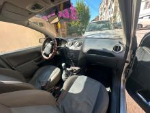 Shitet makin personale ford fiesta 1.4 naft manual.