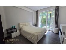 Apartament 2+1+2+oborr+ 2 Garazhde per qira, Forest Residenc