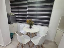 Apartament-Zyre Shkolla e baletit