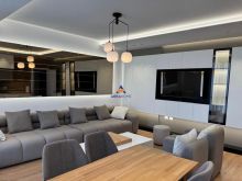 JEPET APARTAMENT ME QERA 1+1+BALLKON \"TE BULEVARDI I RI\" 650