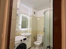 Shitet Apartament 1+1 – Rruga Ali Demi (pranë Tregut të Ri E