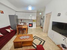 JEPET ME QERA APARTAMENT 2+1 TEK SHKËMBI I KAVAJËS