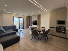 APARTAMENT 2+1+2 NE QIRA, BULEVARDI I RI, TIRANE!