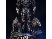 Transformers: Age of Extinction Museum Masterline Lockdown Statue