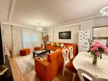 Super apartament me qera ap 2+2 \"Komuna e Parisit|