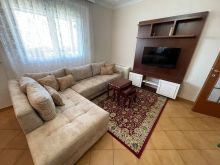 Jepet me Qera Apartament 2+1 Tek Rruga e Elbasanit