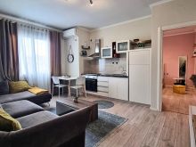 🏢 Shitet apartament 1+1 prane Kompleksi Delijorgji