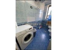 0697603180JAPIM ME QIRA APARTAMENT 1+1 NË QENDËR -DURRËS!
