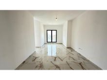 Jepet apartament 2+1+2 Rruga e Barrikadave! IRG142446