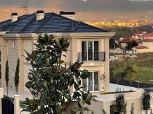 🏡 Shitet Vilë Unike Me 2 Pishina – Mjull-Bathore