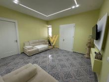 JEPET APARTAMENT 3+1+BLK ME QERA TE SHESHI SHQIPONJA 800 EUR
