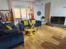 JEPET APARTAMENT 2+1+2+BLK ME QERA TE KOMUNA PARISIT 950 EUR