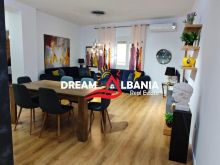 Jepet Apartament 2+1+2 me qera tek Komuna e Parisit