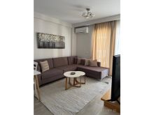 Jepet me qira apartament 2+1+Post Parkimi, Kopshti Botanik