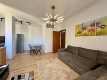 Shitet 1+1 e mobiluar, Golem (jo agjensi) - 1750 euro/m2