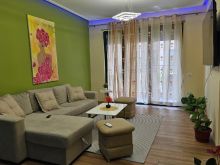 📌 Jepet me qira apartament 2+1+2 te Liqeni i Thatë – pranë