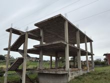Shitet Shtepi karabina 3 kateshe  në Arapaj Durrës