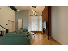 qira apartament 3+1 me verandë, post parkimi të përfshirë