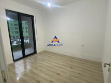 JEPET APARTAMENT ME QERA 1+1+BALLKON \"5 MAJ\" 550 EURO