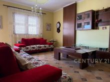 0697603180APARTAMENT 3+1+2 PER QIRA TEK ISH RAJONI POLICISE,