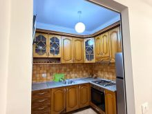 Shitet Apartament 1+1 – Rruga Ali Demi (pranë Tregut të Ri E