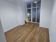 JEPET ZYRE 166 M2 ME QERA TE KOMUNA PARISIT 130.000 LEKE