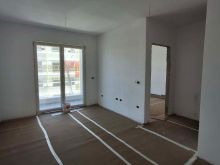 Shitet Apartament 1+1 + Post Parkimi – Univers City