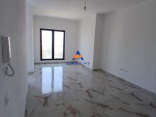 JEPET ME QIRA APARTAMENT 2+1+BALLKON PER ZYRA  \"RRUGA E BARR