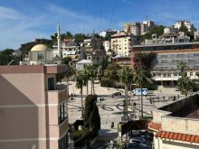 0682429333 Shitet Apartament 1+1 në Qendër të Durrësit