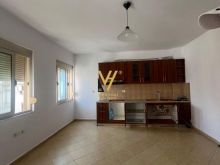JEPET APARTAMENT 2+1+BLK ME QIRA TE KOMUNA PARISIT 45.000 LE