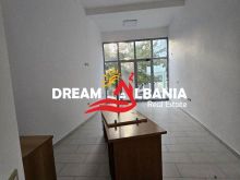 Jepet dyqan me qera Rrugen Haxhi Hysen Dalliu(ID 42711177)