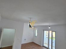 SHITET APARTAMENT 1+1+BLK TE SHKOLLA E KUQE 16.000.000 LEKE
