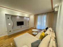 JAPIM PER QIRA APARTAMENT 2+1+2 PRANE KRISTAL CENTER!