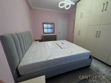 Super Apartament 2+1+2 prane Qendres, fillimi Bulevardit te