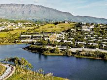 SHITET APARTAMENT 2+1+2+BLK TE FARKA LAKE 235.500 EURO