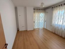 Shitet apartament 2+1 Fresku