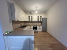 JAPIM ME QIRA APARTAMENT 2+1,KOPSHTI BOTANIK!
