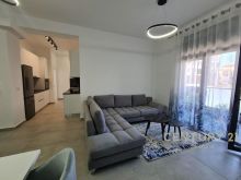 JEPET ME QIRA APARTAMENT 3+1+2+ POST PARKIMI TEK FUSHA ALI D