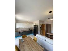 JAPIM ME QIRA APARTAMENT 2+1+2 TEK RRUGA KAVAJES !