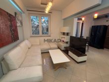 Jepet me Qira Apartament 2+1 ne Hyrje te Bllokut!