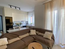 APARTAMENT ME QIRA 2+1+2 PAZARI RI , TIRANE