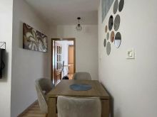 Jepet me Qira Apartament 2+1 në Laprakë, Rruga Dritan Hoxha