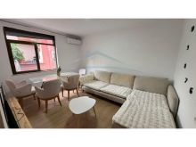 0696006906 Qira, Apartament 1+1, Rruga Fortuzi, Tiranë.