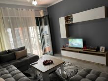 Jepet apartament me qera