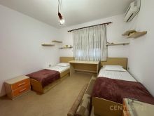 Apartament 2+1 Per Qira Tek Petro Nini!