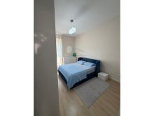 0697018699Qira, Apartament 2+1, Rruga e Barrikadave, Tiranë.