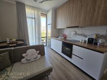 Japim me qira apartament 1+1 te Bulevardi i Ri!